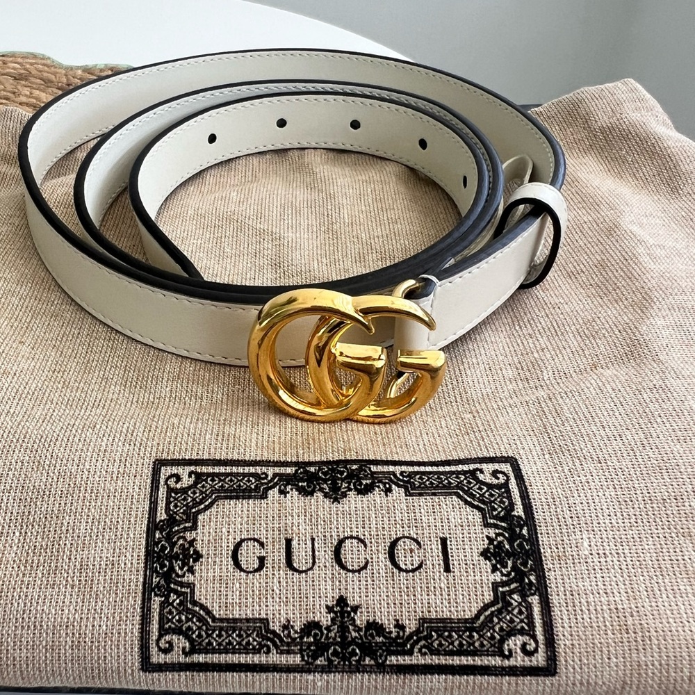 Gucci Marmont Thin Belt in size 95 shiny buckle